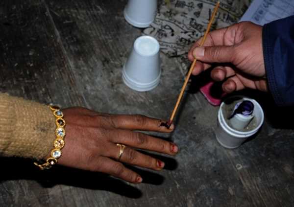 पंजाब की 117 विधानसभा सीटों के लिए मतदान शुरू